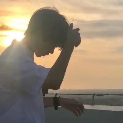 侯梦洁 侯梦洁
